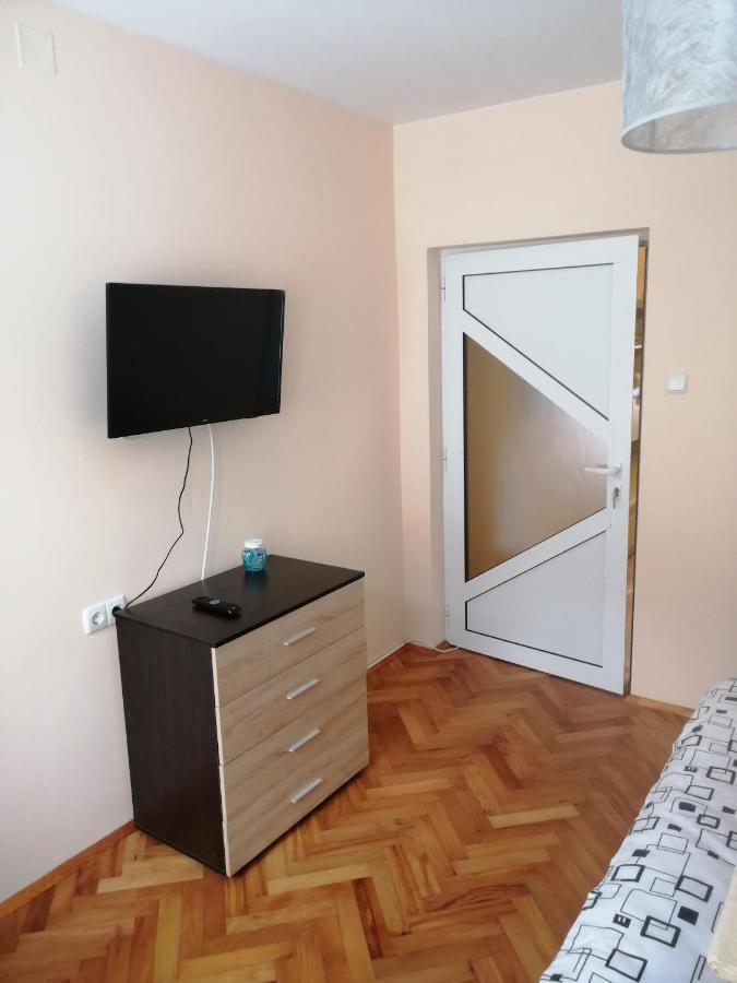 Дом Тодор И Тота Мутевски Trojan Extérieur photo